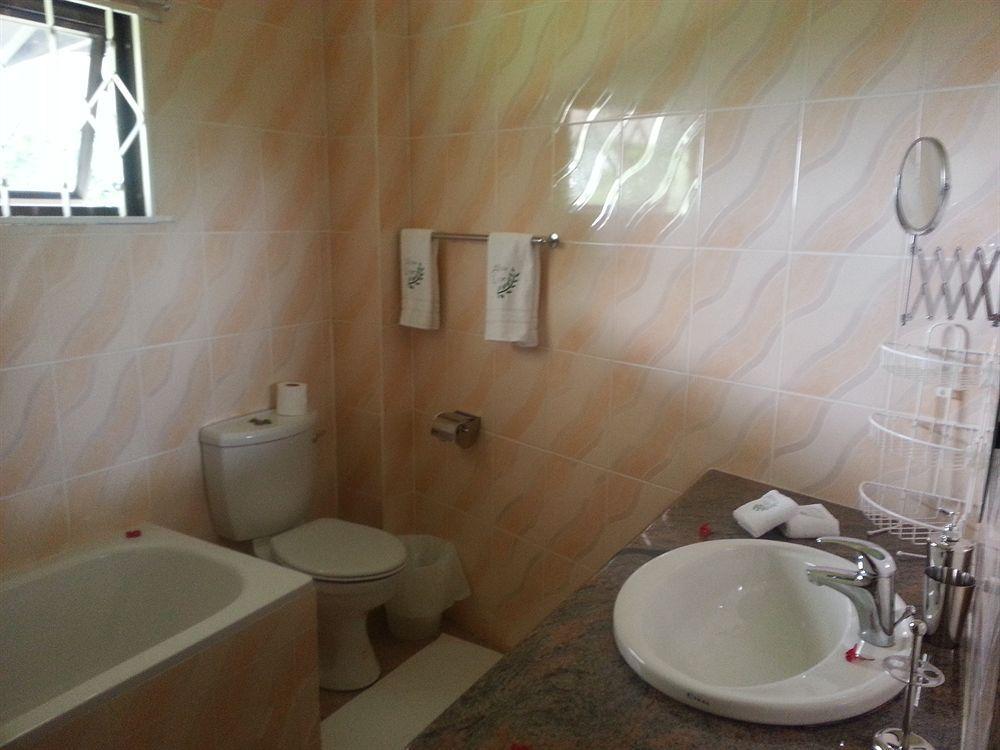 Lime Hill Lodge Anse aux Pins Exterior foto
