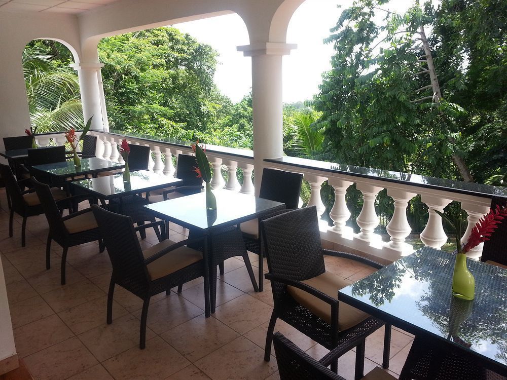 Lime Hill Lodge Anse aux Pins Exterior foto